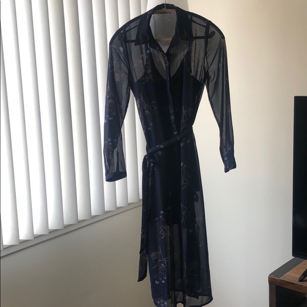 🍀 Lucky Brand navy sheer midi dress 🍀